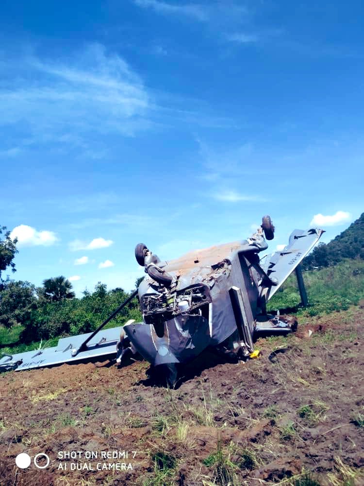 jas_judes's tweet photo. Another plan crash skyvan aircraft crash landed near kalongo runway in Agago district, Northern part of Uganda #CrashLandingOnYou #skyvan aircraft #Agagodistrict https://t.co/ErttJcfIIn