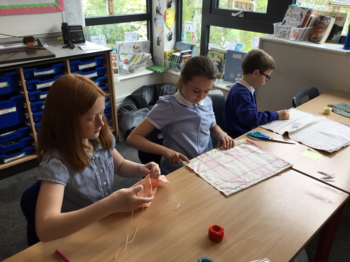 MPS_Y5's tweet photo. This week, year 5 have been working on our sewing skills. We have a busy afternoon ahead to try and complete our bags. We have been really impressed with how creative and patient everyone is being! Well done and keep persevering 😀 https://t.co/ZML1AzYwYo