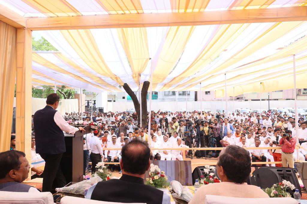 Devendra Fadnavis Fan tweet media