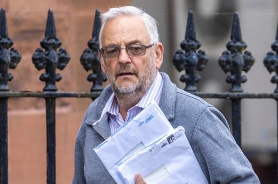 Monumentally inadequate sentence for Barry Nicolle, serial red kite poisoner in Dumfries &amp; Galloway.

Details in new blog ⬇️⬇️
raptorpersecutionuk.org/2023/05/19/mon…