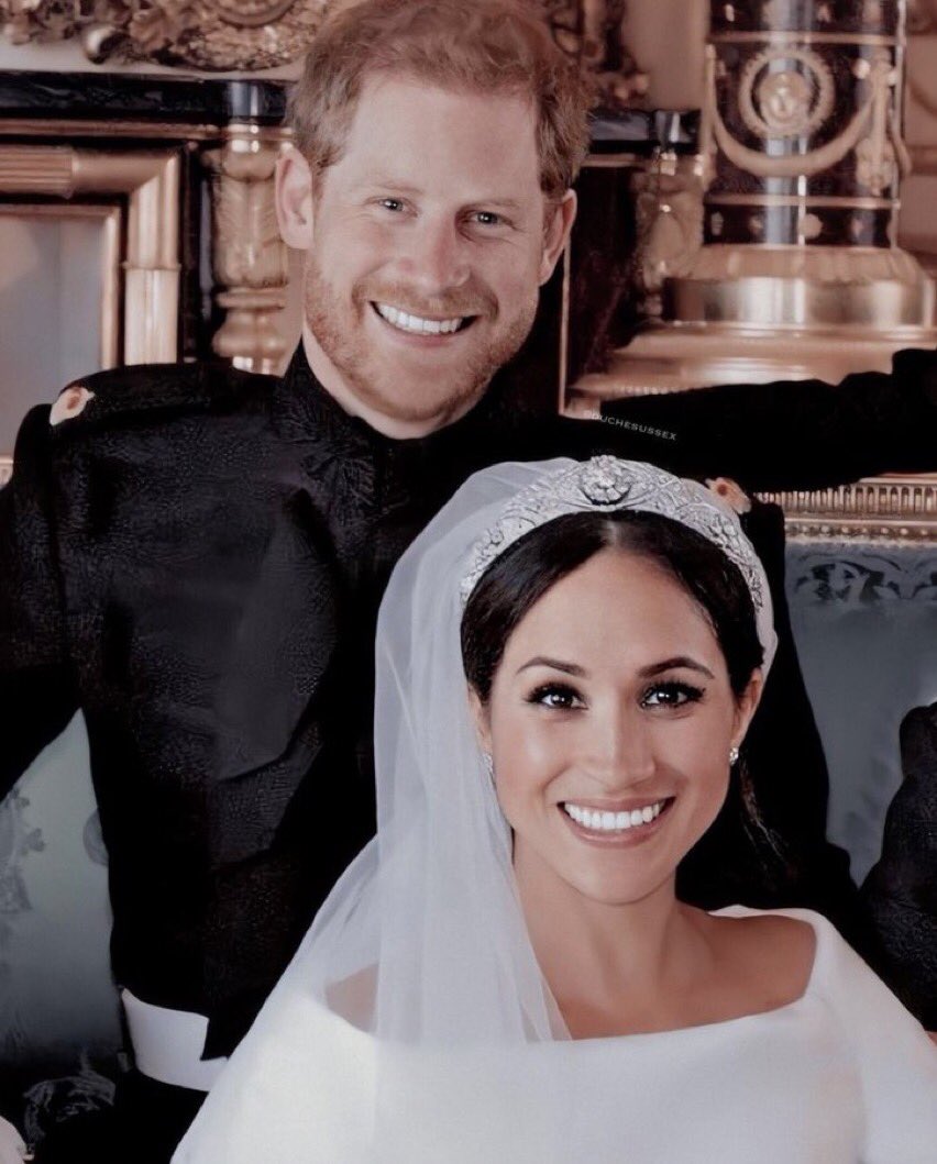 A very blessed blessed wedding anniversary to the #DukeandDuchessofSussex 🥳🥳💐💐🍾🎂🎉🎊💐💐🍾💖💖
#WeLoveYouHarryandMeghan💝
