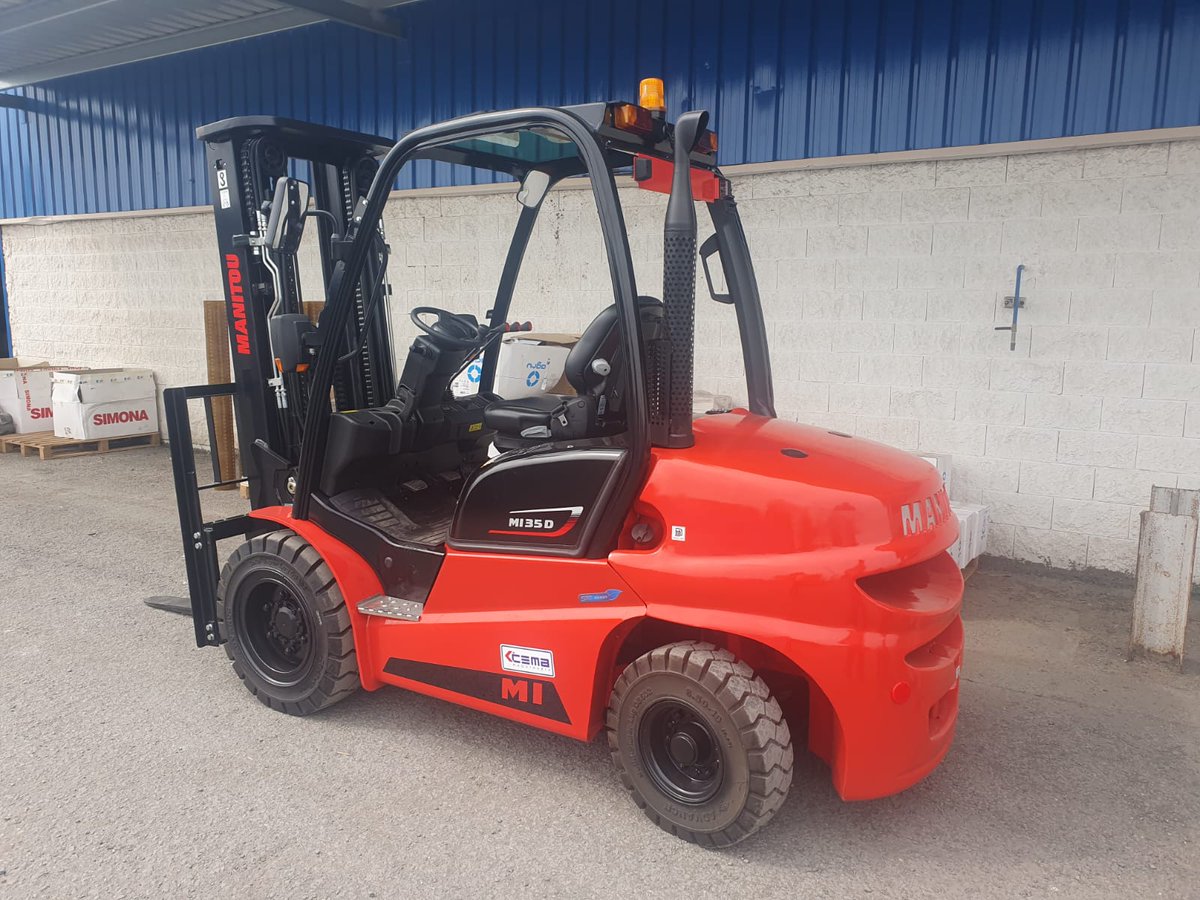 CemaMaquinaria's tweet photo. ✅ Generar una relación de confianza con nuestros clientes es uno de nuestros pilares más importantes.
👏👏 ¡Muchas gracias a nuestro cliente por la confianza! 👏👏
#cemamaquinaria #cemateam #manitou #160atj #mi35d https://t.co/Loz0cC92g7