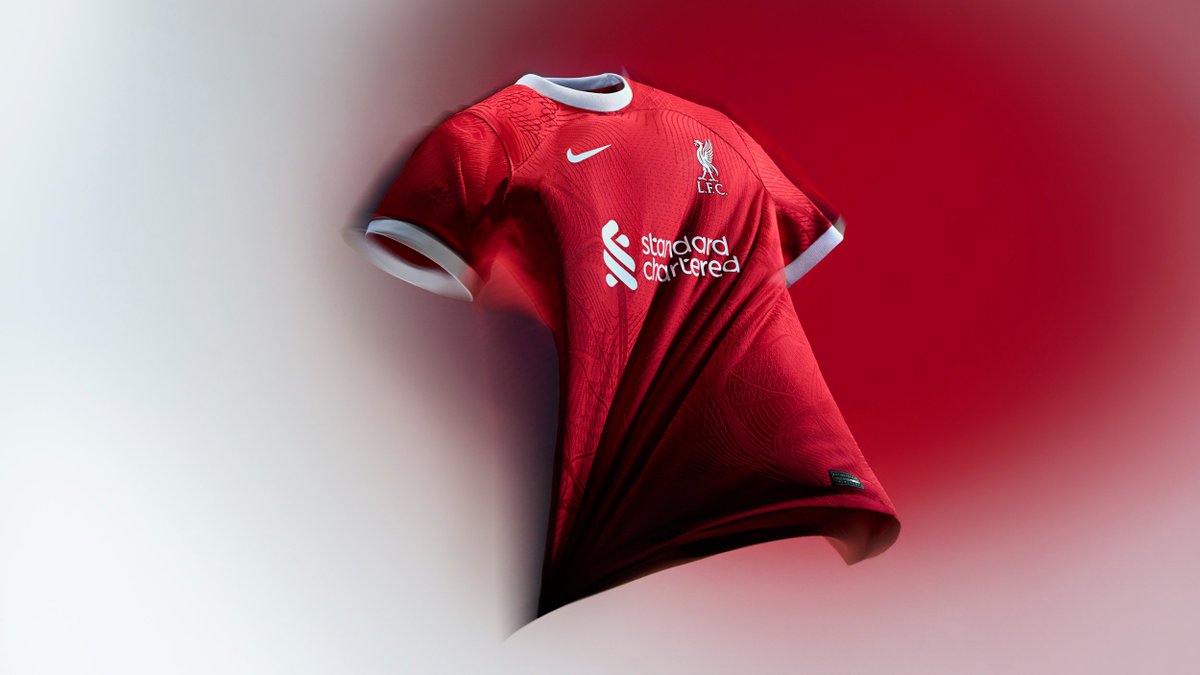sc24dotcom's tweet photo. 🌹 @nikefootball 🌹

Mit einer besonderen Botschaft kommt das @Nike @LFC Home Jersey 2023/2024. 👕 Wie gewohnt erscheint das Trikot in sattem Rot. 🍿 Das neue Jersey jetzt bei uns im Shop entdecken. 🛒 https://t.co/4bwjqxLwwN

#SC24 #Nike #Fussball #NikeFootball https://t.co/fqnjwHDBTO
