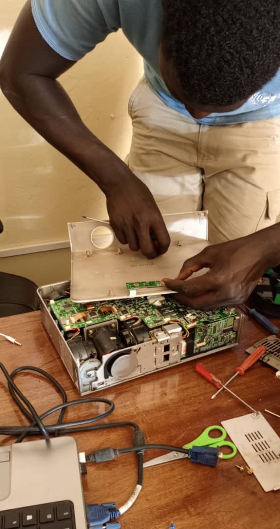 TechRev_Ug's tweet photo. FIX TECH FRIDAY (FTF)
This is a promotional day for repair and maintenance of Tech Equipments.
 
The Fix Tech Friday Activities include  system/software update &amp; upgrade, CCTV maintenance, computer repair and maintenance, windows installation, antivirus installation, penetration https://t.co/PD8AeoVJFq