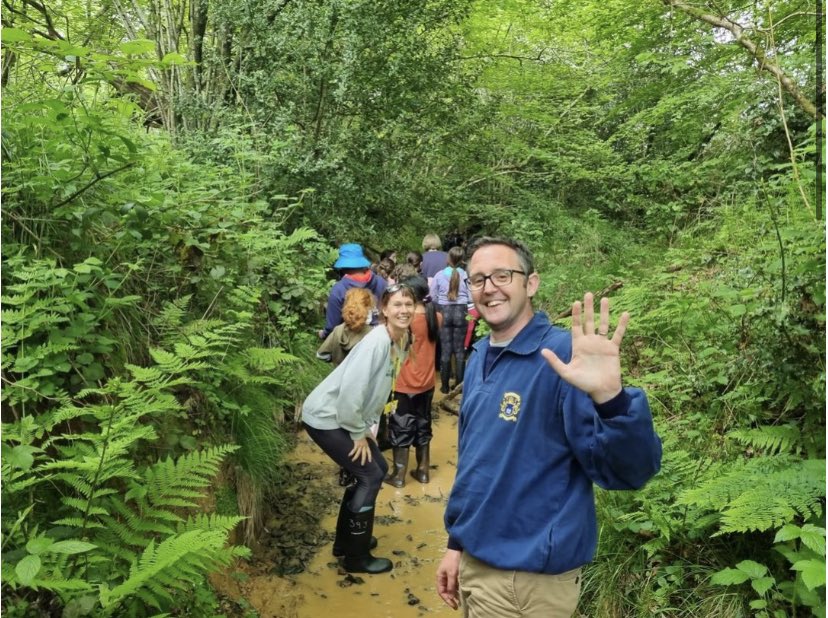OLOLRottingdean's tweet photo. Sayers Croft- wading through rivers and pond dipping - just some of the activities going on! https://t.co/AvSyb1Mtrj