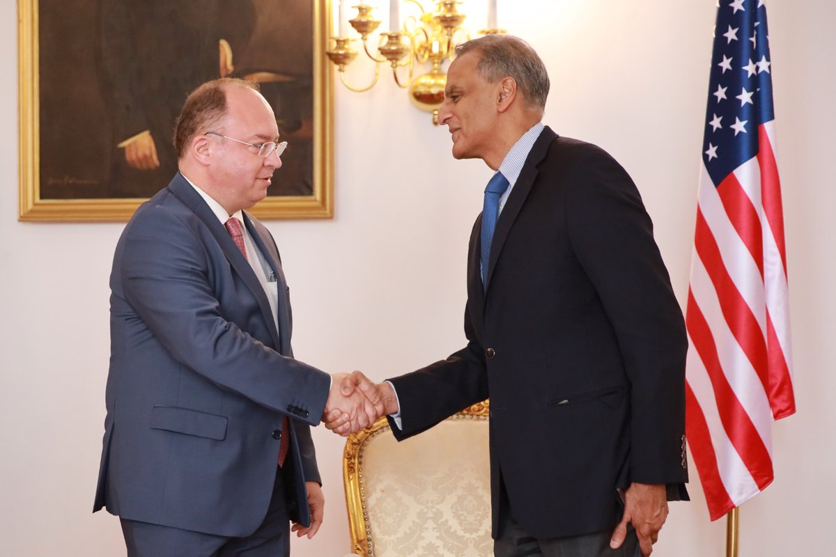 BogdanAurescu's tweet image. Very productive talks with @DepSecStateMR R.Verma &amp;amp; @AsstSecPM J.Lewis on strengthening 🇷🇴🇺🇸 Strategic Partnership, incl. on consolidating #EasternFlank &amp;amp;enhancing regional security&amp;amp;support for UA🇺🇦 &amp;amp; RMD🇲🇩. We are committed to support resilience&amp;amp;security in the #BlackSea region.