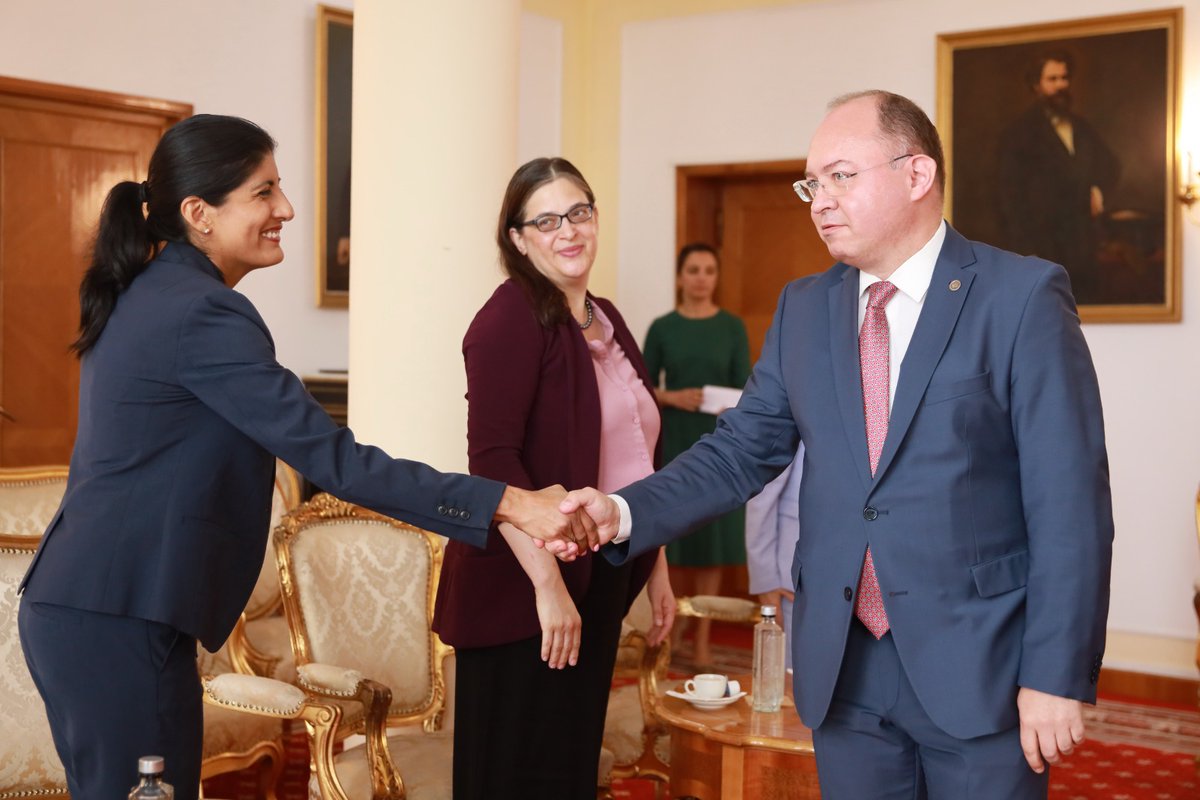BogdanAurescu's tweet image. Very productive talks with @DepSecStateMR R.Verma &amp;amp; @AsstSecPM J.Lewis on strengthening 🇷🇴🇺🇸 Strategic Partnership, incl. on consolidating #EasternFlank &amp;amp;enhancing regional security&amp;amp;support for UA🇺🇦 &amp;amp; RMD🇲🇩. We are committed to support resilience&amp;amp;security in the #BlackSea region.