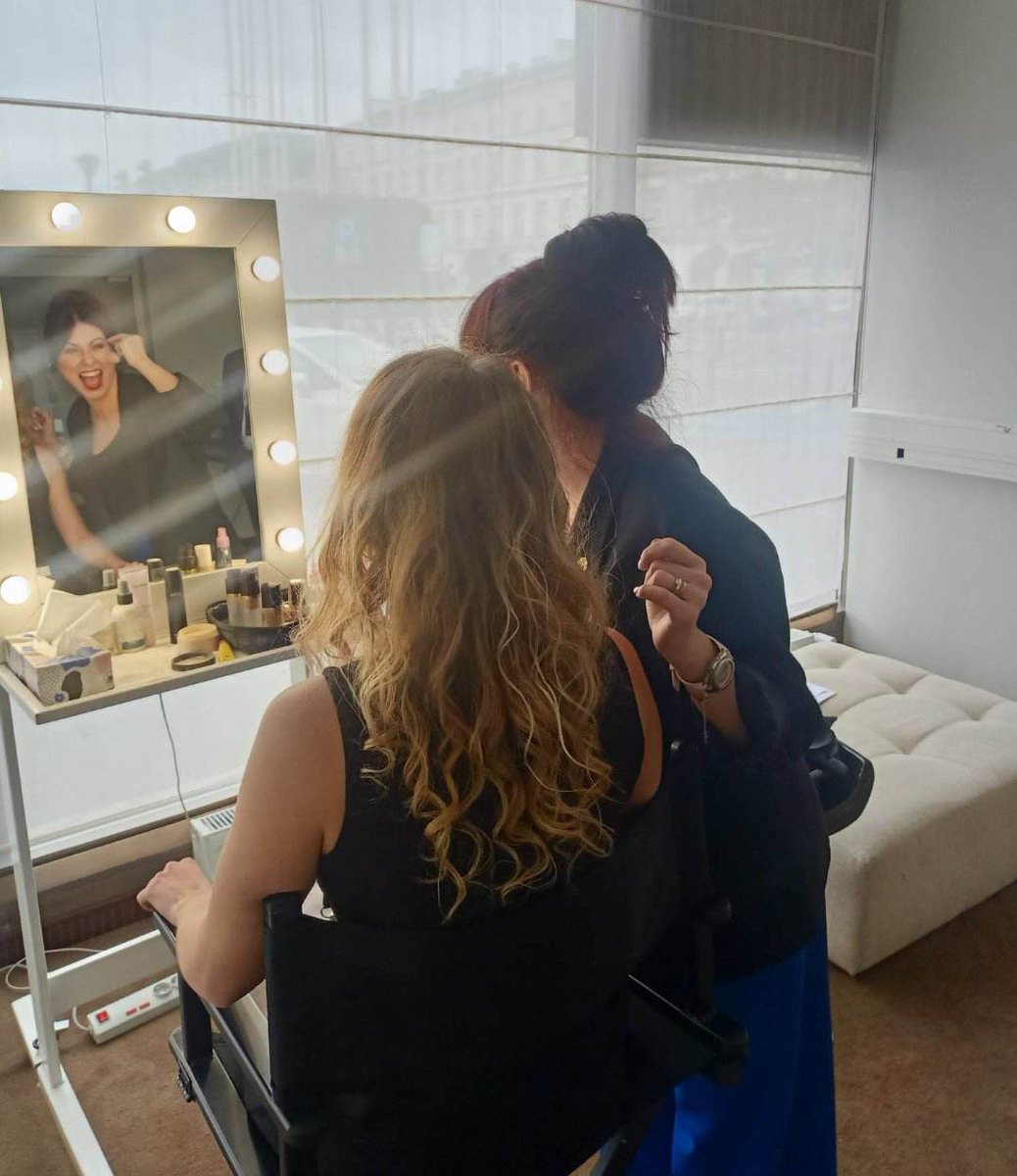 PISM_Poland's tweet image. There is no Main Stage without Backstage
👏👏👏👏👏👏👏
PISM #Strategic_Ark Team !!!!!!