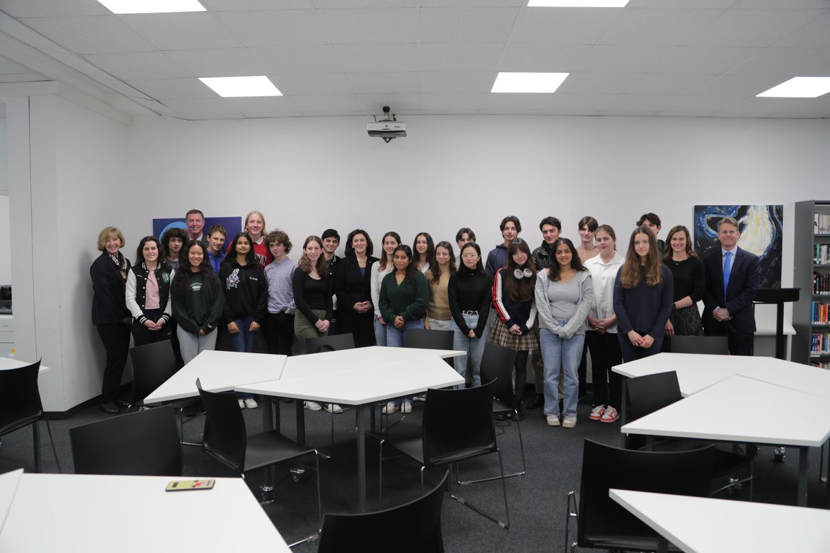 AIS Vienna tweet media