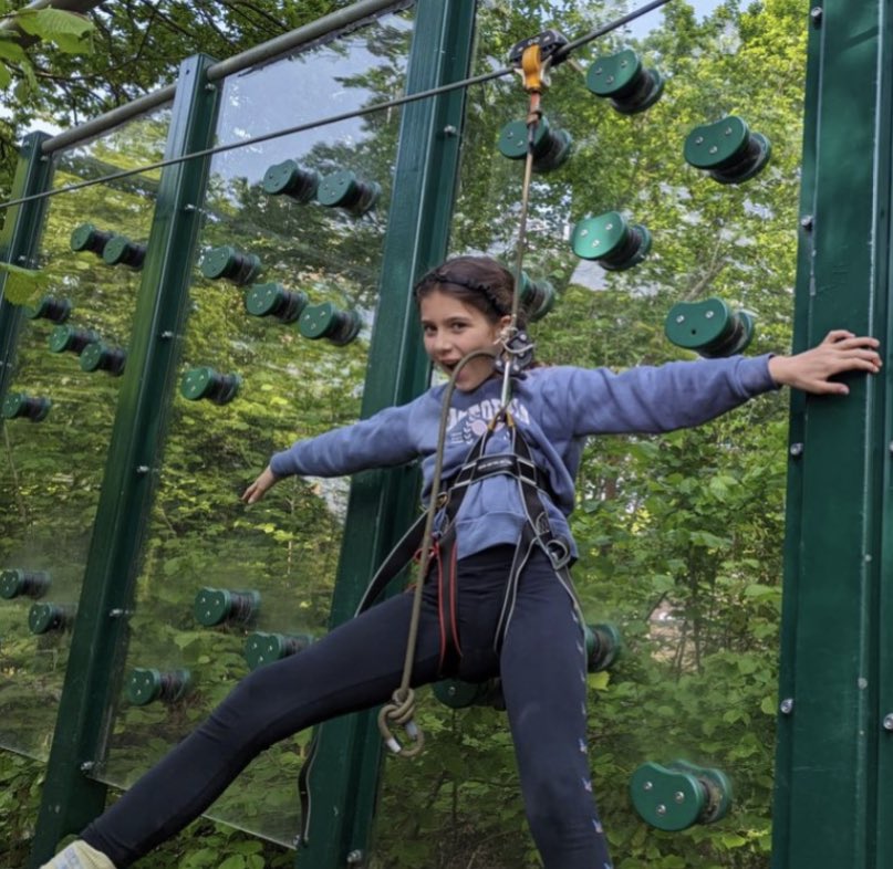 OLOLRottingdean's tweet photo. Climbing high at Sayers Croft!! #Residential https://t.co/uGIUNvibRe