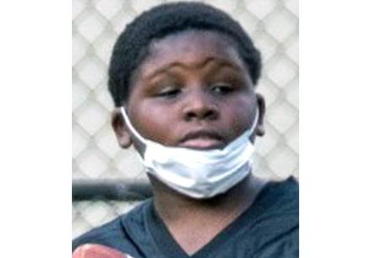 WorldWikis's tweet photo. What happened with Garrett Warren?
Body of 13-year-old Garrett Warren was found in the Harlem River just after 10 a.m. Thursday. As crews search for 11-year-old Alfa Barrie, we're told his family is still hoping for a different outcome.
https://t.co/Jkc51JzBAY https://t.co/5jezvr7h27