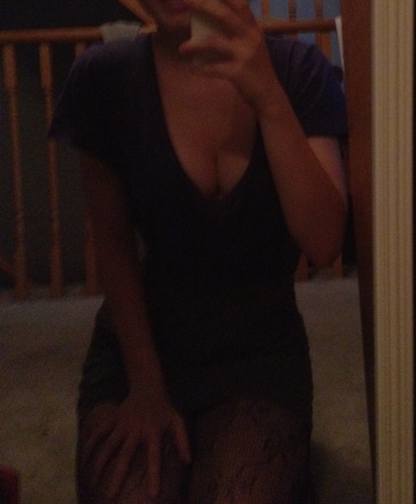 Can someone talk dirtyy to mee pleaseeeee 🙏🙏 #dickrate
chat with me here heylink.me/gisellashot