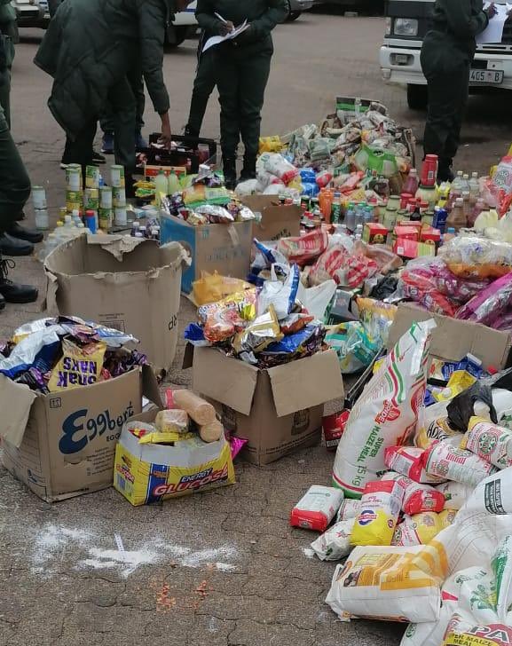 Crime Prevention wardens 'Amapanyaza' conducted a raid on Spaza Shops in Daveyton run by unauthorised Somalian foreigners, removing expired goods as predicted and unlawfully produced dangerous food items as well.