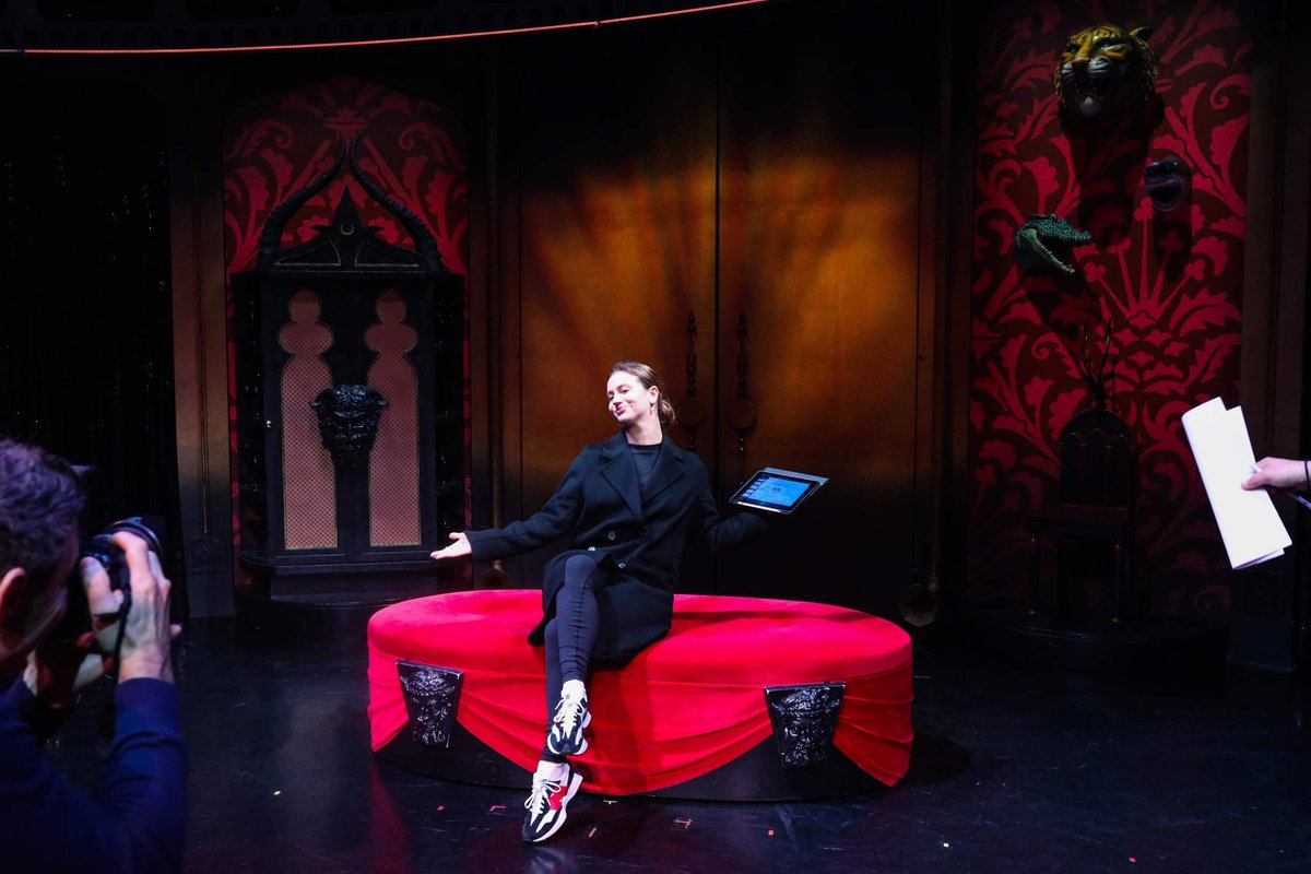 danievrat's tweet photo. Me and my IPAD living our best lives 💋 #mediacall #rockyhorrorau https://t.co/3KyA1uJDUY