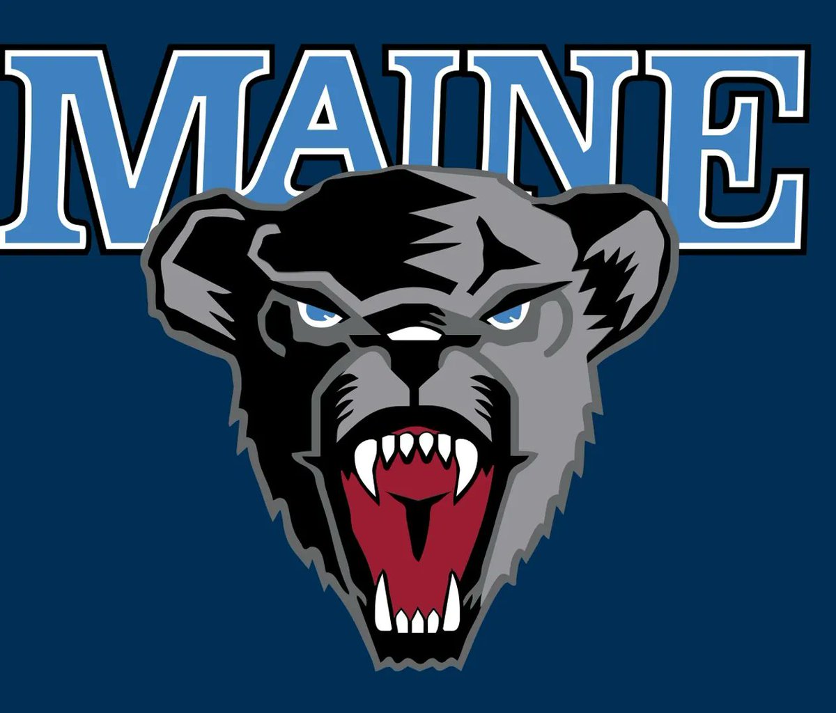 WAfootball1834's tweet photo. Great having @Coach_SCarey on campus! #AandE #WeGotGuys https://t.co/cjD4jEsTl7