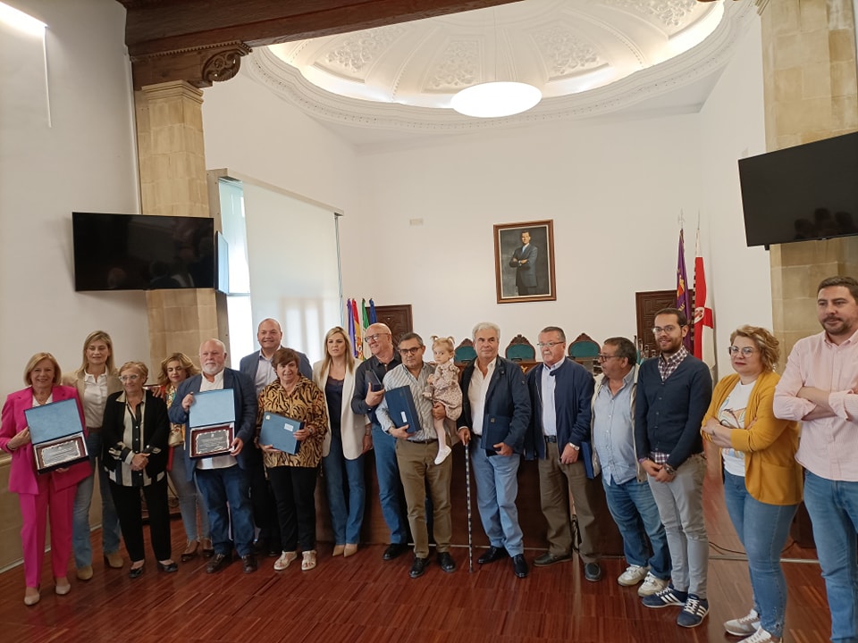 ¡Enhorabuena a todos los jubilados y a sus familias, y sobretodo gracias, por vuestro compromiso y años de servicio público! 👏👏