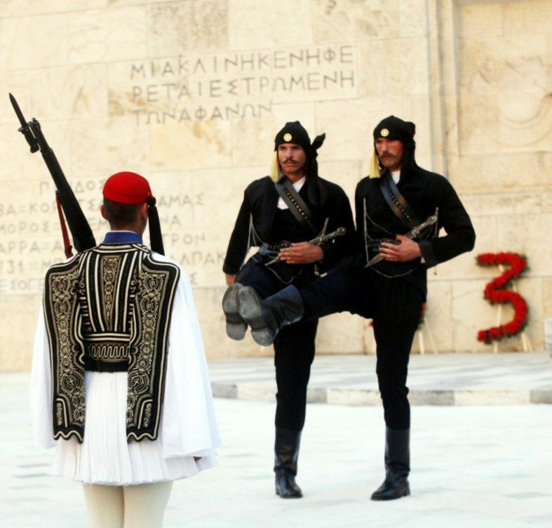 TPapazacharias's tweet photo. «Η Ρωμανία κι αν πέρασεν, ανθεί και φέρει κι άλλο».
*Ημέρα μνήμης &amp; π��ηγής*
#19μαιου https://t.co/wW8QPdABoS