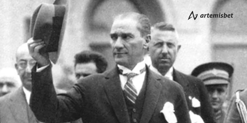 arteturkey's tweet photo. Gençlik ve Spor Bayramınız Kutlu Olsun. https://t.co/VGfm54TLzx