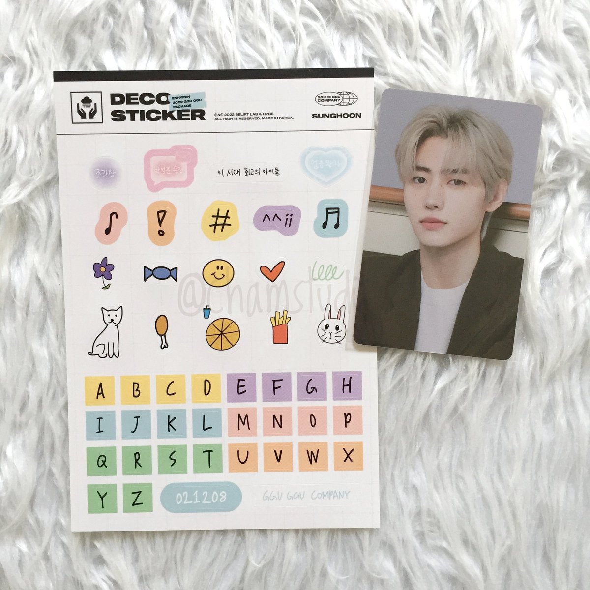 chamstudioo's tweet image. wts | lfb | ph | help rt .ᐟ 💭
    ⤿#chamysells

✶ sunghoon ggu ggu nrpc 2022

— onhand
— mint condi
— 150
— free : deco sticker
— (prio) payo / 2 days dop

— dm or reply to claim 

⌗ en ggu ggu package sh