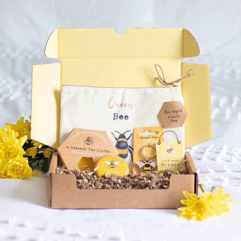 🎉 Celebrating our first 100 followers &amp; #WorldBeeDay, it's time for our 1st #Giveaway! 🐝 

Win this eco-conscious Bee Happy Giftset. 🎁

To participate, just RT &amp; Follow 🔄👍

Ends 31/05/2023. 

See more like this on vers.la

#MHHSBD #winitwednesday