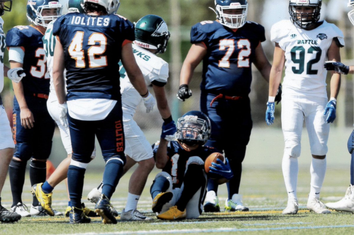 UFL54816582's tweet photo. 5/21(日)は江戸川区臨海球技場にて #UFL 一同でのメージ祭りです✌︎('ω')✌︎
#IOLITES #アイオライツ
#REDARMY #レッドアーミー
#ROEBUCKS #ローバックス
#BATTLEHAWKS #バトルホークス
#JETS #ジェッツ
#人工芝 #江戸川区 #西葛西駅 https://t.co/CI9u0kWN9k