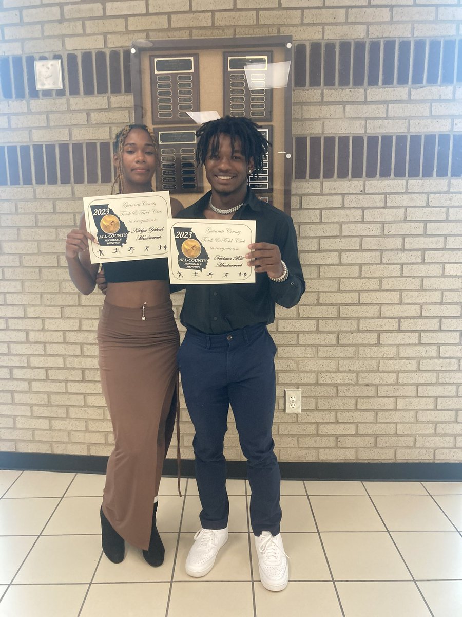 Bryant Harrison (@bharrison92) on Twitter photo Congrats to King and Queen <a href="/y_kaelyn/">Kaelyn Yeboah โซ</a> and <a href="/BellTreshaun/">TreShaun Bell</a> for being recognized as All County Honarable mention in the Sprints and Relays. Bell finishes his Track Career at The Creek holding 4 school records 100, 200, 4x2 & 4x4. While Kaelyn currently holds 2 in the 200 and 4x1 ๐๐พ. Congrats to King and Queen <a href="/y_kaelyn/">Kaelyn Yeboah โซ</a> and <a href="/BellTreshaun/">TreShaun Bell</a> for being recognized as All County Honarable mention in the Sprints and Relays. Bell finishes his Track Career at The Creek holding 4 school records 100, 200, 4x2 & 4x4. While Kaelyn currently holds 2 in the 200 and 4x1 ๐๐พ.
