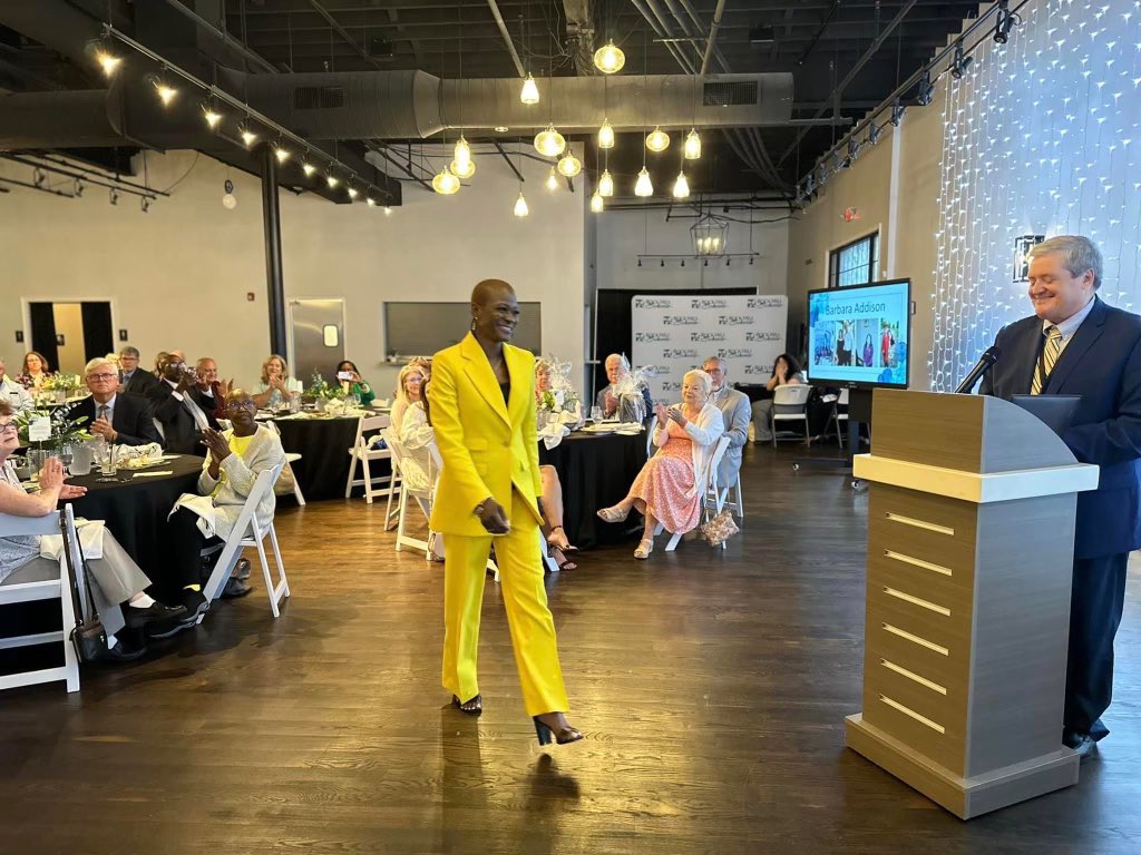 Jackie Jones tweet media