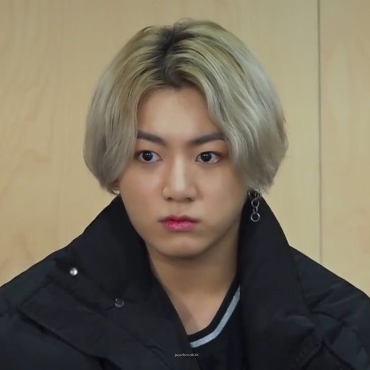 emergensie's tweet photo. ㅤㅤㅤㅤ

Planga plongo kerja di penghujung pekan, tandanya sebentar lagi sudah memasuki musim gajian, tandanya Satya harus bekerja juga di hari Sabtu. Pembukuan tak pernah sepelik ini rasanya. (Bohong. Padahal sebenarnya selalu pelik.)

ㅤ https://t.co/mYpRMjUWzR