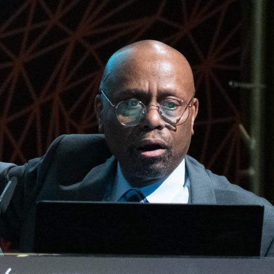 ZierlerDavid's tweet photo. Sekazi Mtingwa reflects on his childhood in segregated Atlanta, his research for the Antiproton Source at @Fermilab and plasma wakefield accelerators at @argonne, his advisory work for @NRCgov, and his efforts to expand science education in Africa
https://t.co/NiFy6M4RSc https://t.co/pICzTtd9TY
