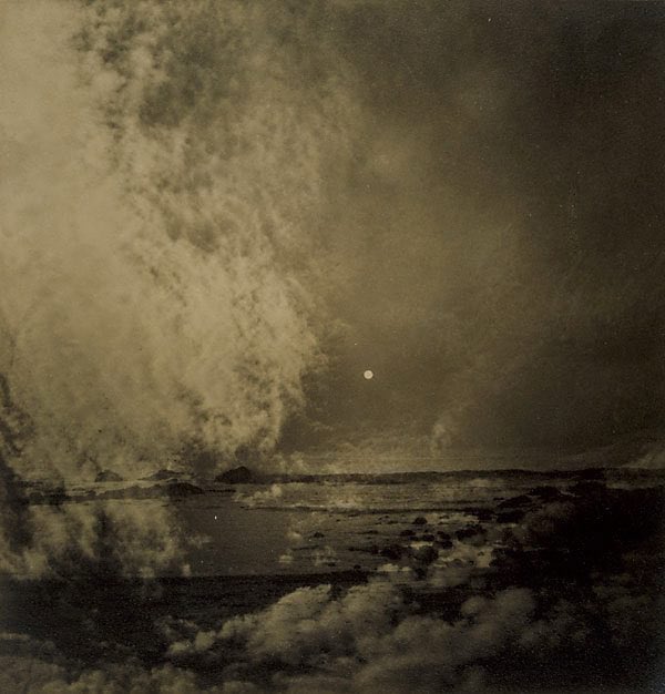 “The way of the mystic and the way of the artist are related, except that the mystic doesn’t have a craft.”

- Joseph Campbell, 
The Inner Reaches of Outer Space

.
.
.

#NewMoon 🌚

.

📸Olive Cotton, Sky Submerged circa 1937