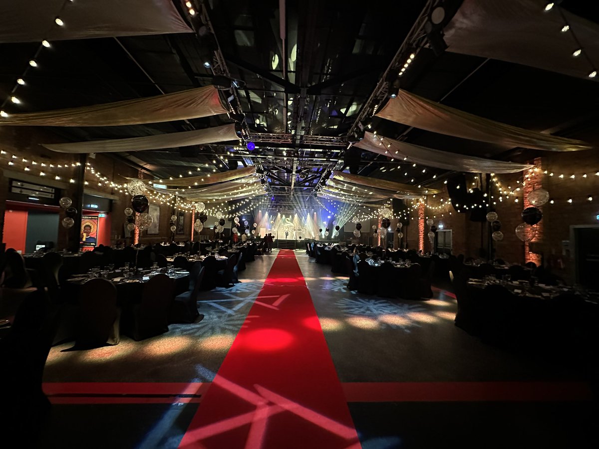 JamesBrooks78's tweet photo. The Lincoln SU awards 2023, dress rehearsals  in progress, @engineshed looking amazing! https://t.co/5zi1zQxtjX