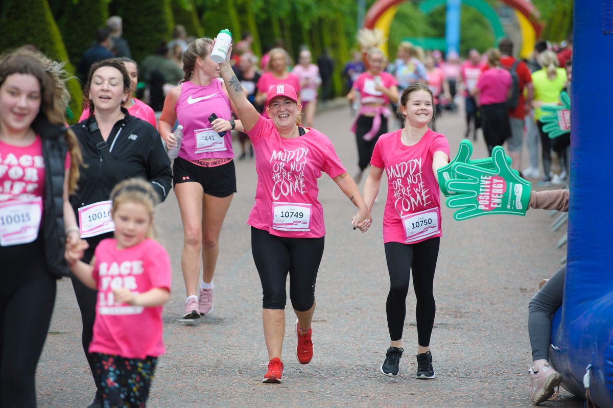 CRUKScotland's tweet photo. Just two days to go until Scotland's biggest @raceforlife 💙🏃‍♂️
Can't wait to see everyone at Glasgow Green this Sunday May 21 to raise life-saving funds for @CR_UK. All ages &amp; abilities welcome &amp; there's still time to sign up. https://t.co/OaGaAS7eeh 📷@snapper326 🌟 https://t.co/eTJbcAGm0b