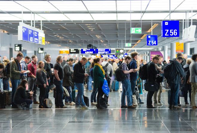 amorqcom's tweet photo. 12 Ways Airports Are Secretly Manipulating You. https://t.co/bfesrnvbGn