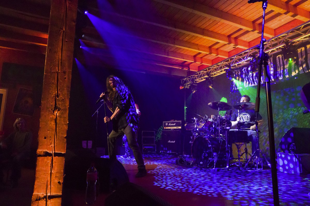MambaSounds's tweet photo. Zoggeli Hard Rock ab Vinyl - Konzert mit Chainer und XII Gallon Overdose - Mai 2023 Schützenhaus Thalheim. Support
@MambaSounds https://t.co/v7RJox2aFg