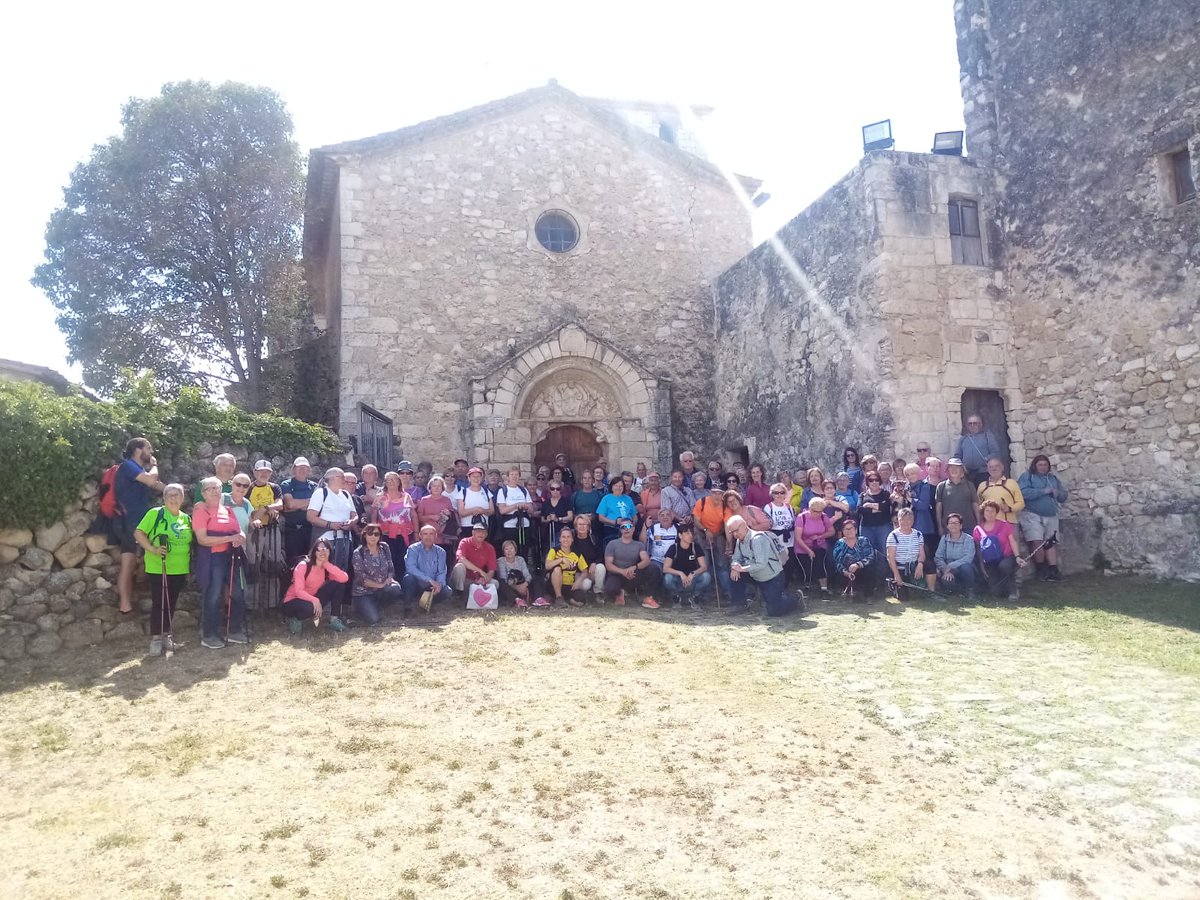 ccaltpenedes's tweet photo. ⛪️EL CICLE DE CAMINADES PER A LA GENT GRAN, A AVINYONET DEL PENEDÈS
🌳El divendres 12 de maig va tenir lloc la quarta caminada del cicle “Caminem” i va permetre conèixer l’entorn del municipi d’Avinyonet del Penedès.
➕Més info a https://t.co/BiWYKPFVnW
#altpenedès #gentgran https://t.co/XYZHDUeen5