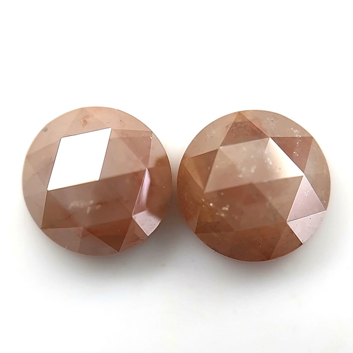 0.81 Carat Natural Round Rose Cut Rustic Pair Diamond For Art Deco Jewelry💎
avellinno.com/products/natur…

#roundrosecut #rusticdiamond #roundshapediamond #looserounddiamond #facetedcutdiamond #fancycolordiamond #browndiamond #loosediamond #naturaldiamond #diamondstone