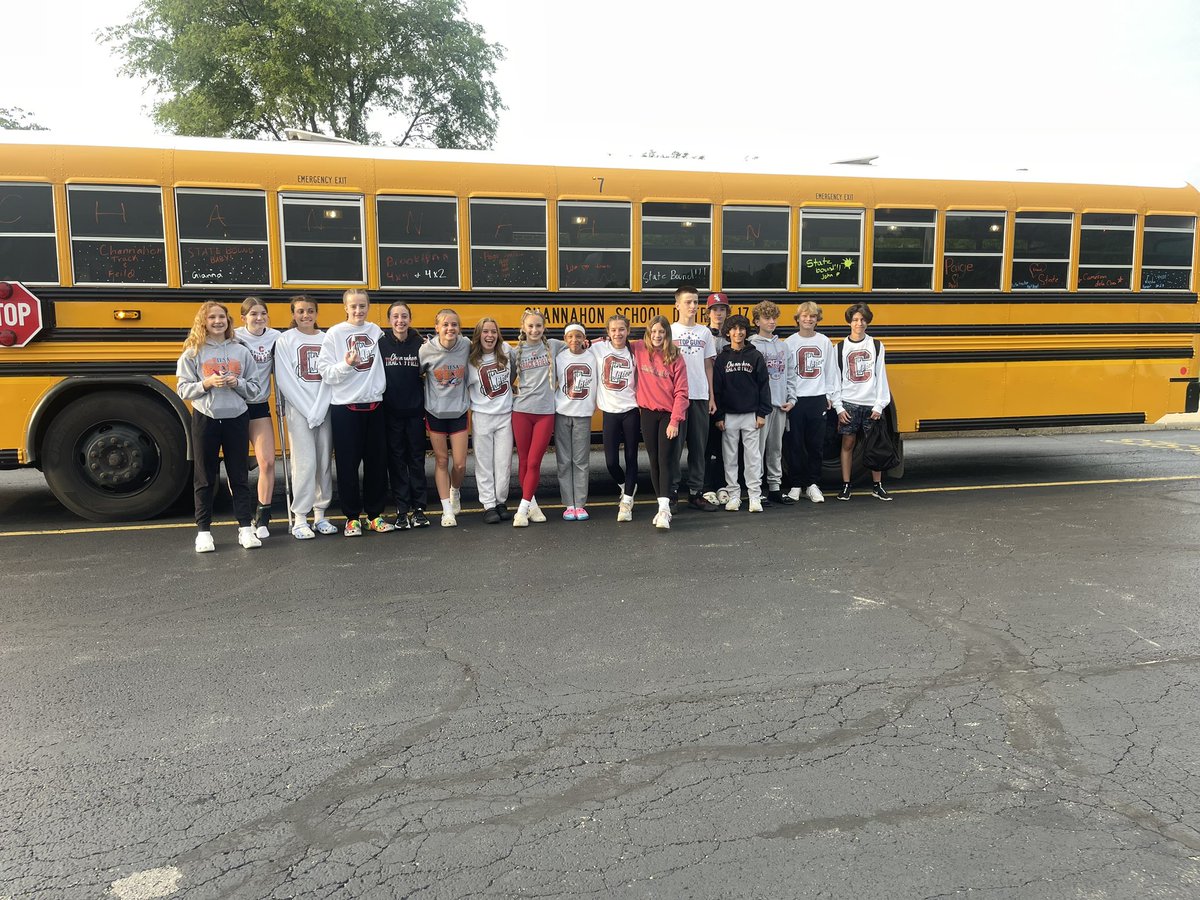 iTeach_Middles's tweet photo. Its go time! ❤️🏃🏻‍♀️🖤🏃🏻‍♂️ #ChannahonPride #ChannahonTrack https://t.co/inOSanDQlC