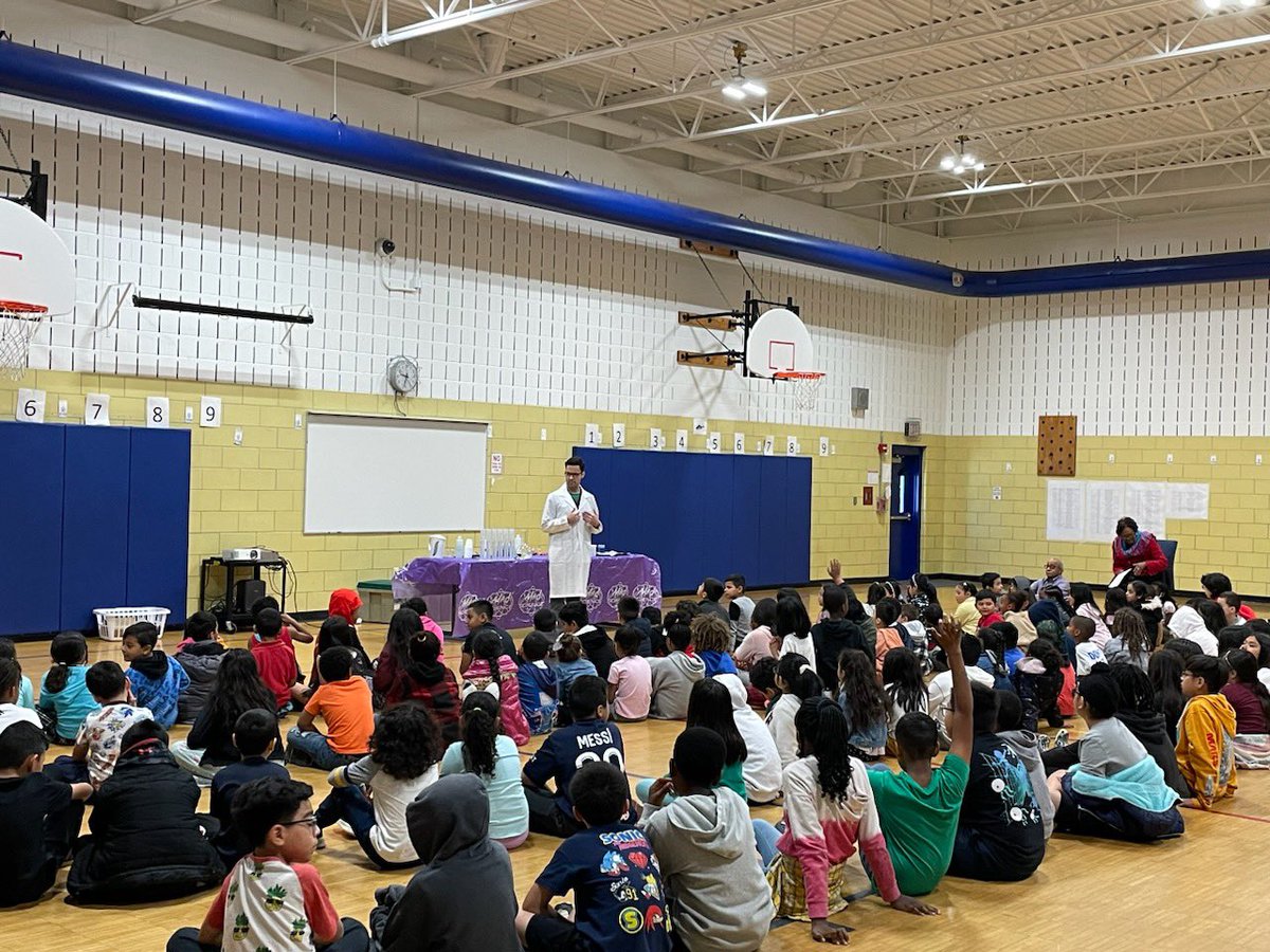 Kristina Max (@csl_msmax) on Twitter photo We can always count on Mad Science for a fabulous interactive learning experience! 🧪 💥<a href="/paulasummersed/">Paula Summers</a> @MCPSCommunitySc We can always count on Mad Science for a fabulous interactive learning experience! 🧪 💥<a href="/paulasummersed/">Paula Summers</a> @MCPSCommunitySc