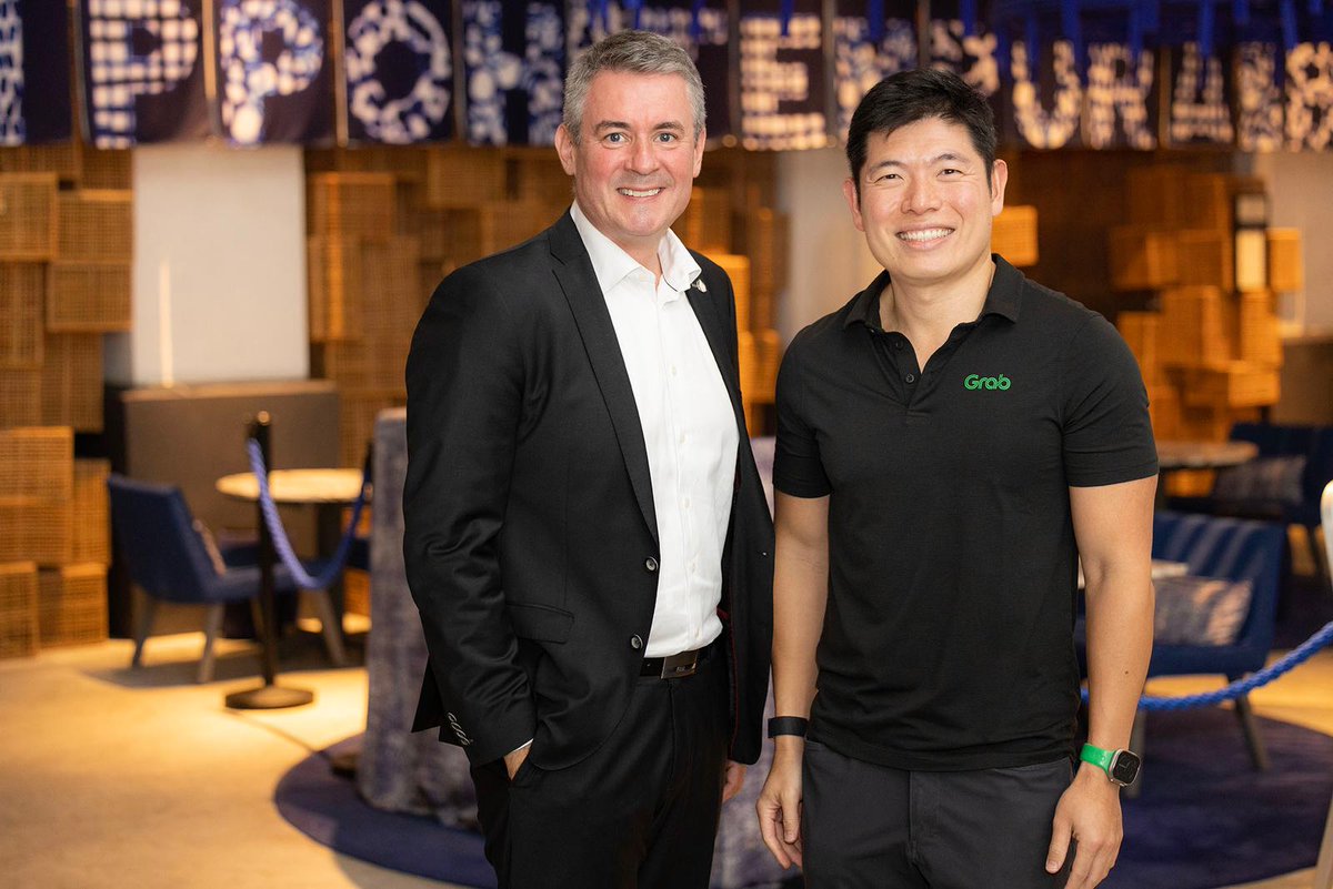 It was an absolute pleasure to welcome @InsideGrab CEO and Co-Founder Anthony Tan to our EY Entrepreneur Of The Year Ireland CEO Retreat in Singapore last night. @EOYIreland