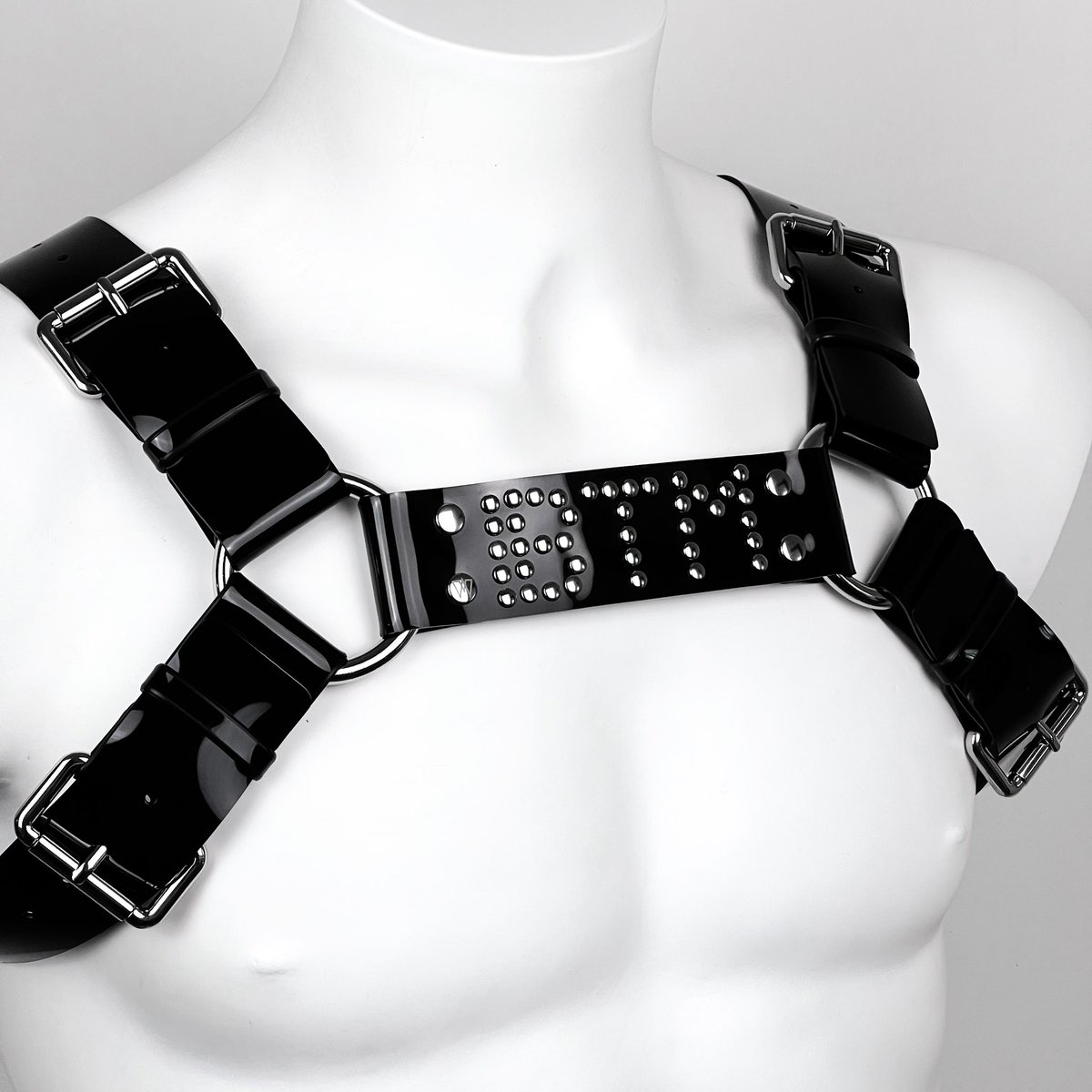 wegan_official's tweet photo. TOP OR BOTTOM?
CUSTOMISATION IS NOW POSSIBLE!
You can now customise our classic Bold harness with vour own desire
on https://t.co/ICXKqtiDHu
#bdsmcommunity #pvcharness #customharness #harnesscustomization #veganharness #toporbottom #top #bottom https://t.co/jKEMvvbB1s