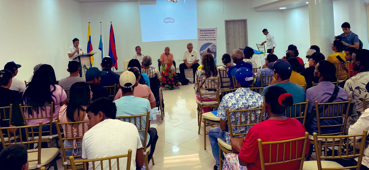 GaceUnimagdaln's tweet photo. 📢📢#AEstaHora se desarrolla Foro de Pesca y Acuicultura🐠🎣 en el marco del Convenio interinstitucional entre #Cenit y @Unimagdalena para contribuir al desarrollo laboral, empoderamiento local y representatividad de los pescadores de #PozosColorados
#ComunidadEmpoderada https://t.co/VqLhmIpla0