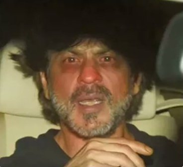 Tigerholic_deep's tweet photo. Ye jhamt si shakl wale ke fans jab bhi aayenge buri tarah pele jayenge 🤣 https://t.co/V4zdFDbt0u
