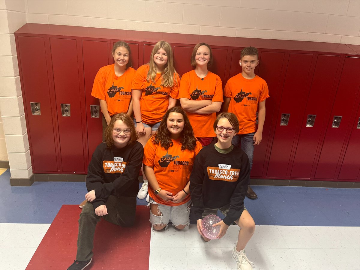 WV_RAZE's tweet photo. Mountaineer Middle School's Raze Crew 22-23!  #tobaccofree #vapefree #RazeWV https://t.co/ayhP0g20hn