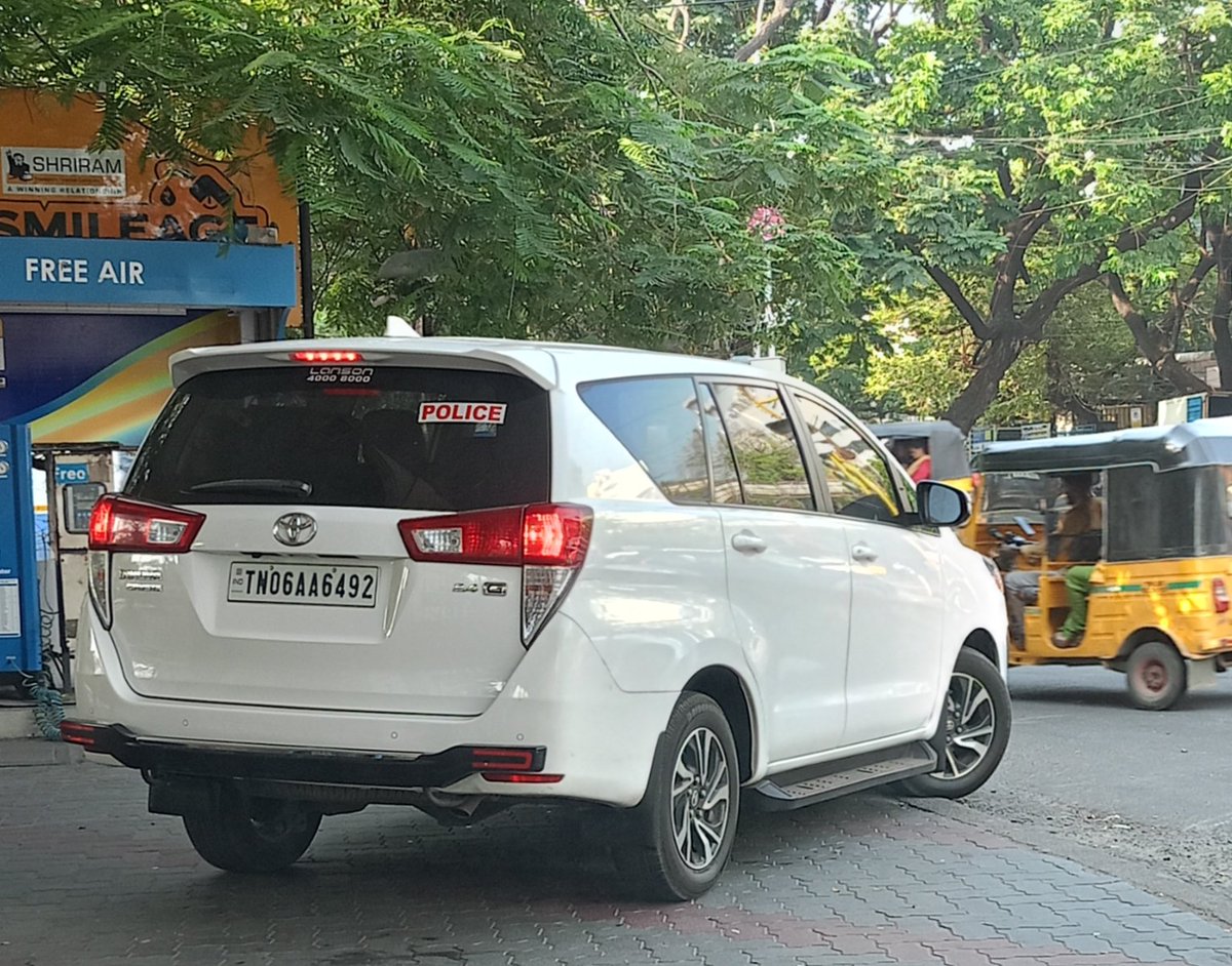 Another. Is this (tinted glass) legal @ChennaiTraffic ?, image size:1200x942
