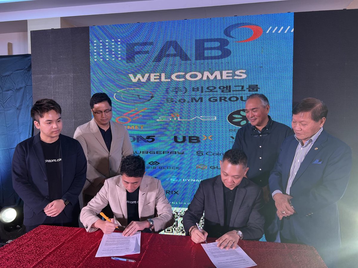 CoinstoreExc's tweet photo. #Coinstore takes a major leap forward by joining forces with the Philippines Government Accreditor. This groundbreaking partnership aims to streamline the entry of #crypto projects into the Philippines, igniting a new era of growth and empowerment in the #SouthEastAsia region. https://t.co/RFLFRLTL8B