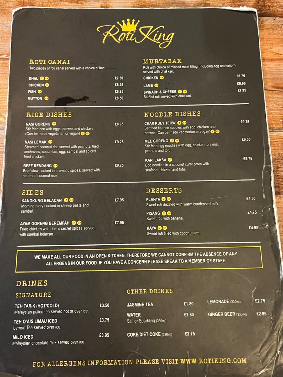 #LondonGourmet
📍Roti King (NW1 1LH just across from Euston train station)
The restaurant is on the first floor, not very big inside, the food is served very fast, three people ordered five dishes and ate very full