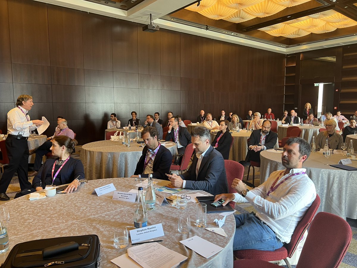 StephenHamlet1's tweet photo. An (almost) empty hotel pool, yet a room full of #accountants #taxadvisors #lawyers at @RussellBedford #EMEA &amp; #InternationalTax meeting in #Bucharest for panel on #Ethics &amp; #future of #taxplanning. What does that tell you? 🤔 #globalnetwork #takingyoufurther #RBIBucharest23 https://t.co/N3rMTCgi7t