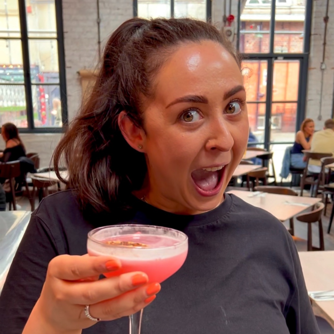 THIS 🍹 is our #Friday face 🙌🏻 we'd love to see yours #Altrincham