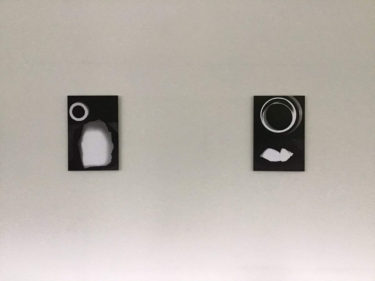 Chimme2's tweet photo. 東京日仏学院にてサンドリーヌ・エルベルグ (Sandrine Elberg) さんの個展「Les mondes cosmiques ― 宇宙の世界」を拝見🪐
6/25 (日) まで。
 火-木：9:30〜19:30
 金・日：〜17:00
 土：〜19:00
＊月：休館 https://t.co/eOccNKfcUX