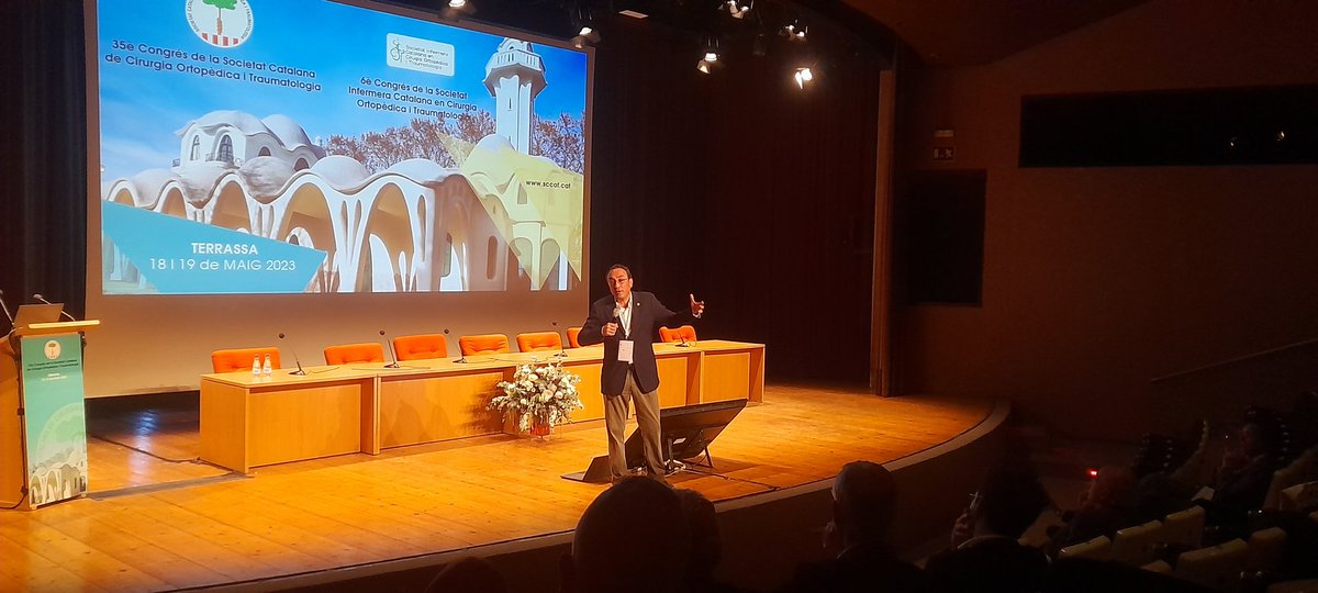 Josep Rull, director de Compromís Verd de MútuaTerrassa, afirma que "el sector salut és un dels principals responsables del canvi climàtic" i insta a passar a l'acció "reduint la petjada de carboni en el dia a dia d'activitat assistencial", en el 35è Congrés #SCCOT23
